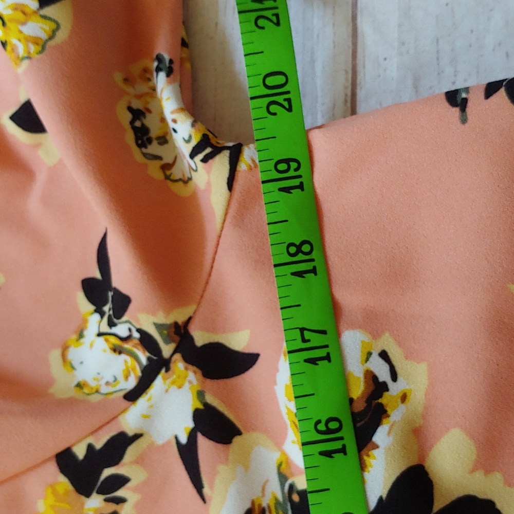 Melloday Anthropologie Peach Floral Blouse | Small - Picture 7 of 8